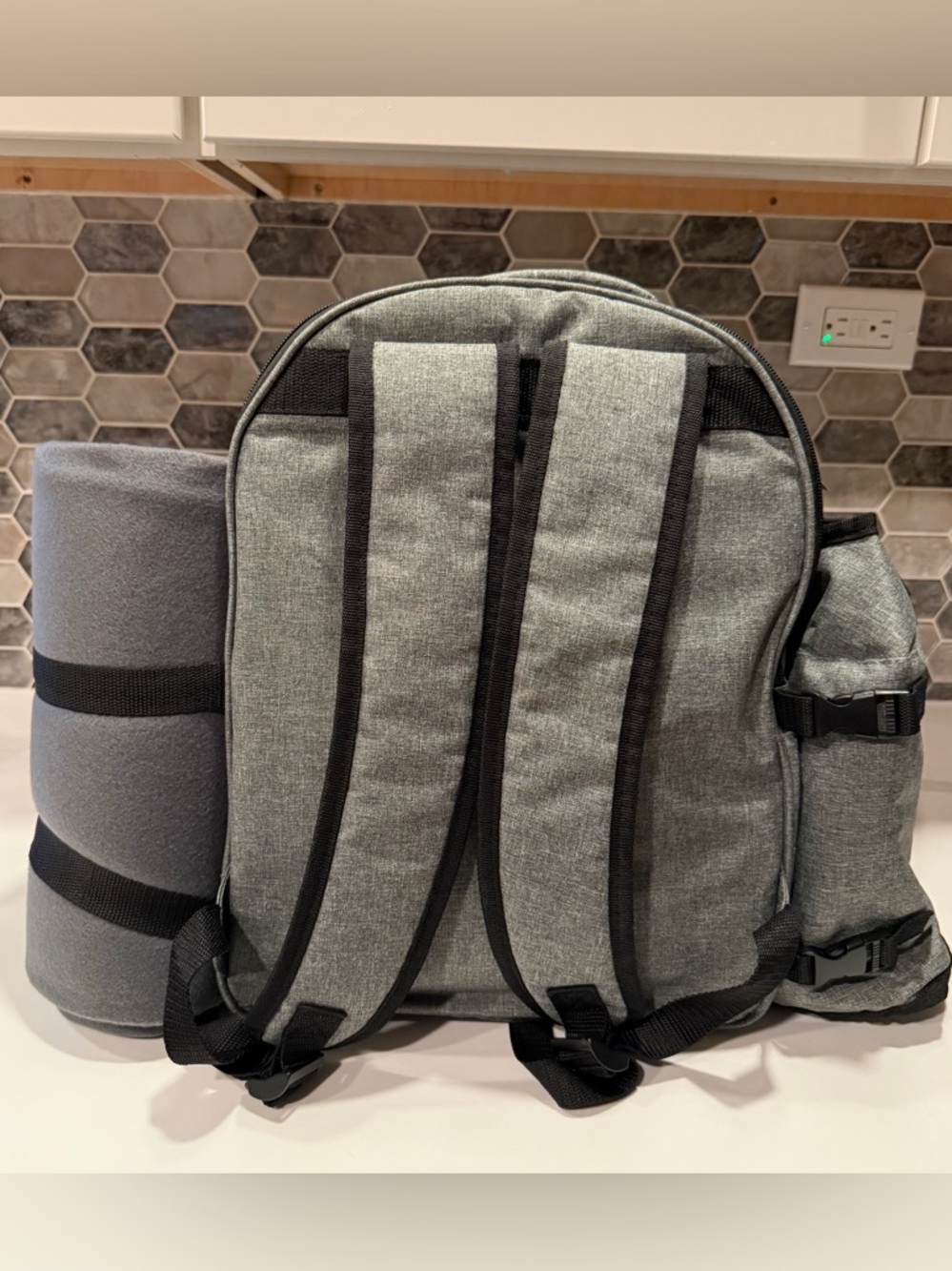 Hap Tim Picnic Basket Backpack for 4 Person, - Picture 3 of 9